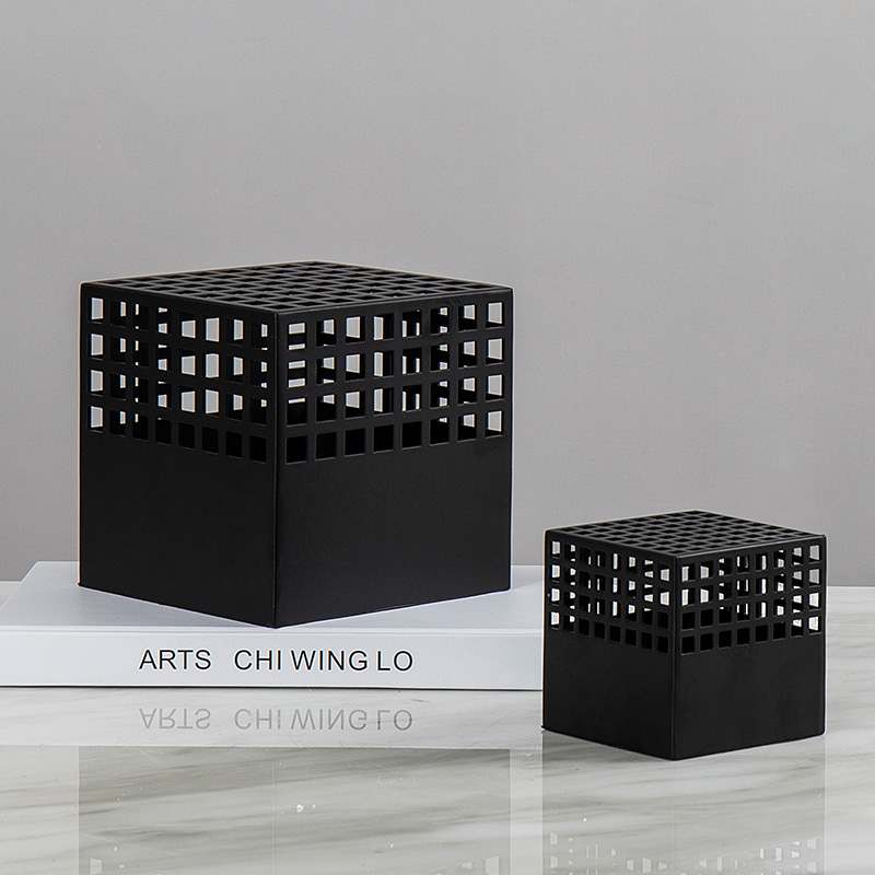 Modern Black Grid Metal Art Cr - Art Craft Hotel ulasan dan harga
