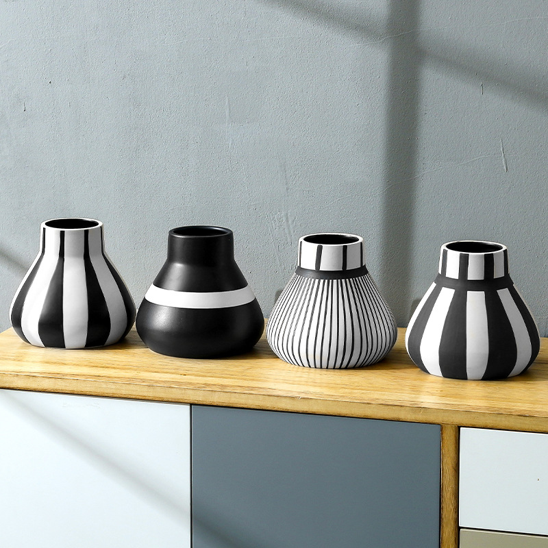 Ceramic Vase Creative Hotel De - Art Craft Hotel ulasan dan harga
