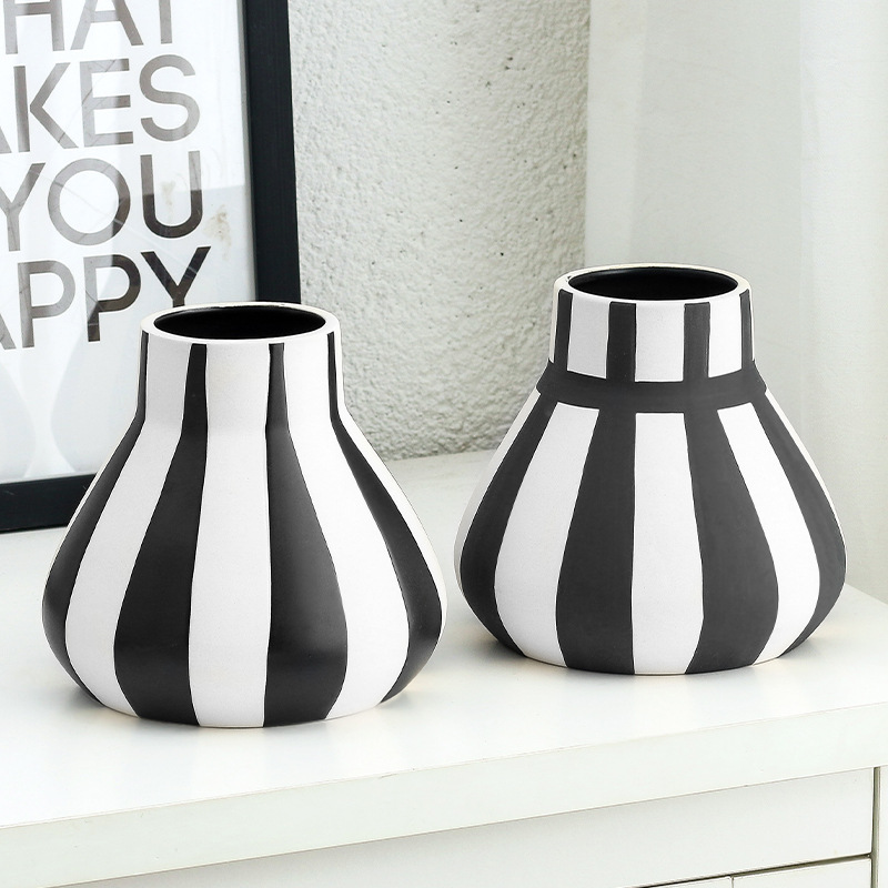 Ceramic Vase Creative Hotel De - Art Craft Hotel ulasan dan harga