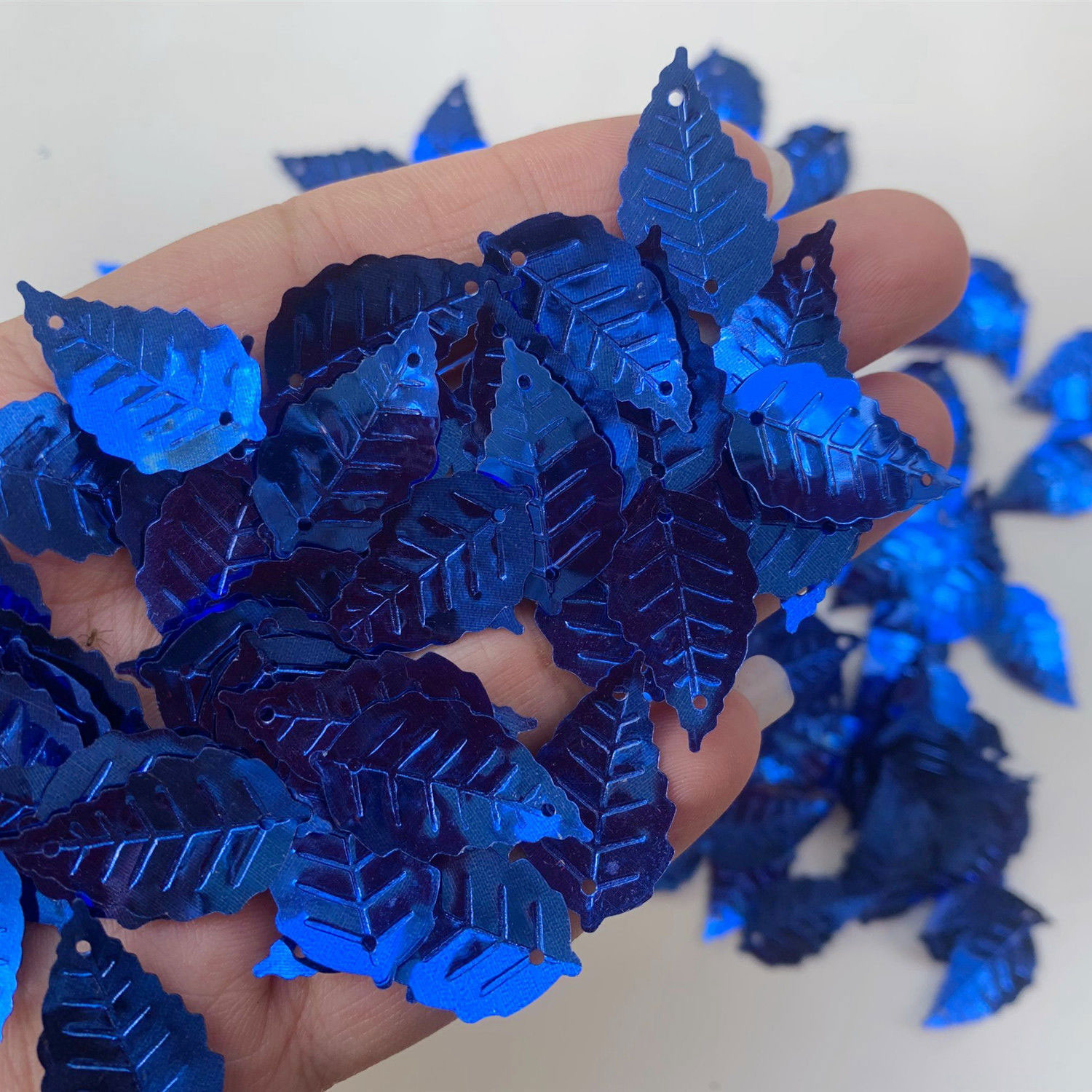 16mm 25mm PVC Leaf Sequins Loo - Art Craft Cup ulasan dan harga