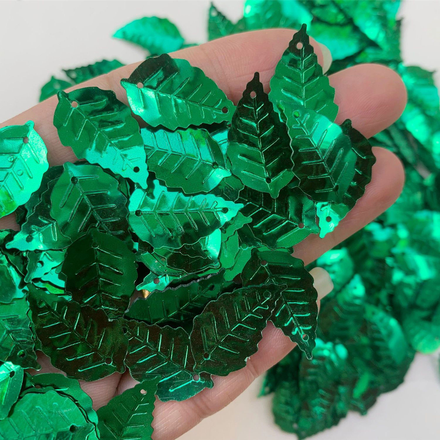 16mm 25mm PVC Leaf Sequins Loo - Art Craft Cup ulasan dan harga