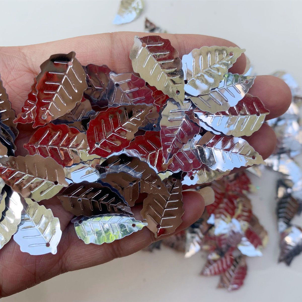 16mm 25mm PVC Leaf Sequins Loo - Art Craft Cup ulasan dan harga