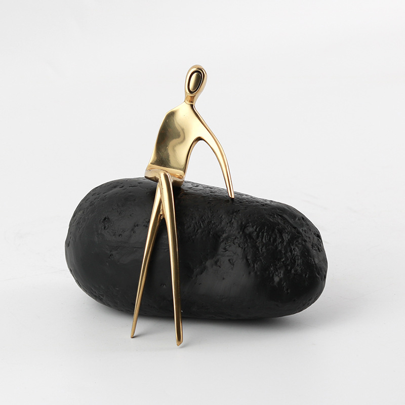Nordic Resin Figure Sculpture  - Art Craft Hotel ulasan dan harga